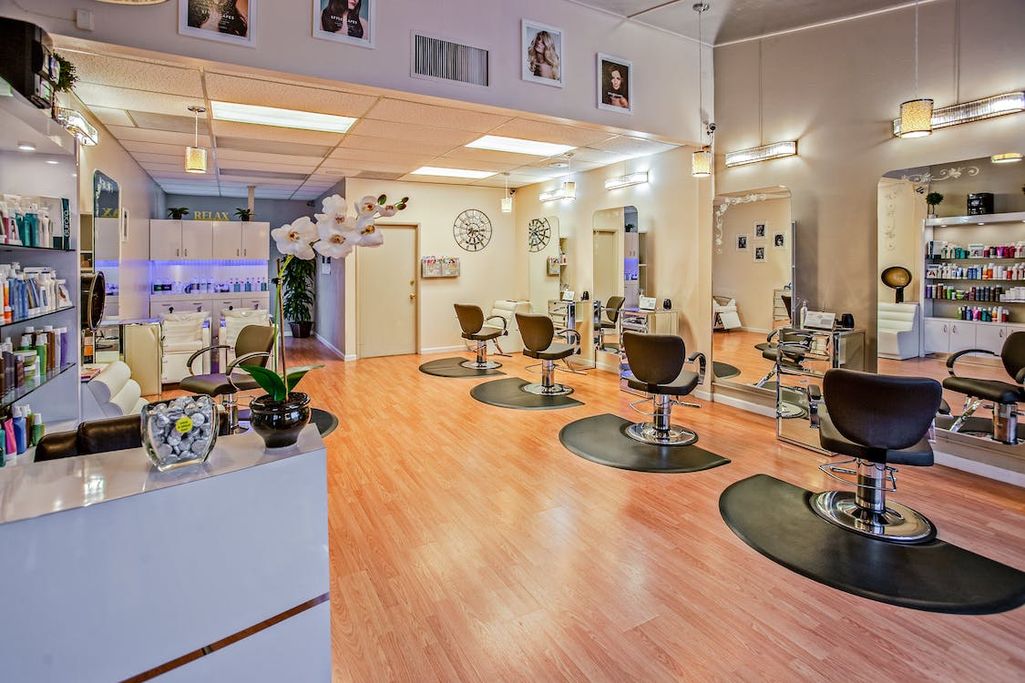 美髮店Salon (Hair Salon) 小紅書/抖音/大眾點評 香港宣傳推廣服務，小紅書/抖音/大眾點評博主/網紅KOL推介推薦，為您的品牌/產品/服務在小紅書/抖音/大眾點評宣傳推廣營銷增加曝光和客源!