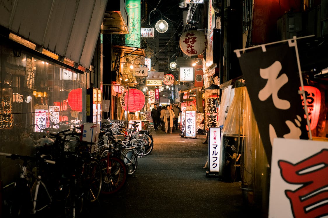 居酒屋 (Izakaya) 小紅書/抖音/大眾點評 香港宣傳推廣服務，小紅書/抖音/大眾點評博主/網紅KOL推介推薦，為您的品牌/產品/服務在小紅書/抖音/大眾點評宣傳推廣營銷增加曝光和客源!